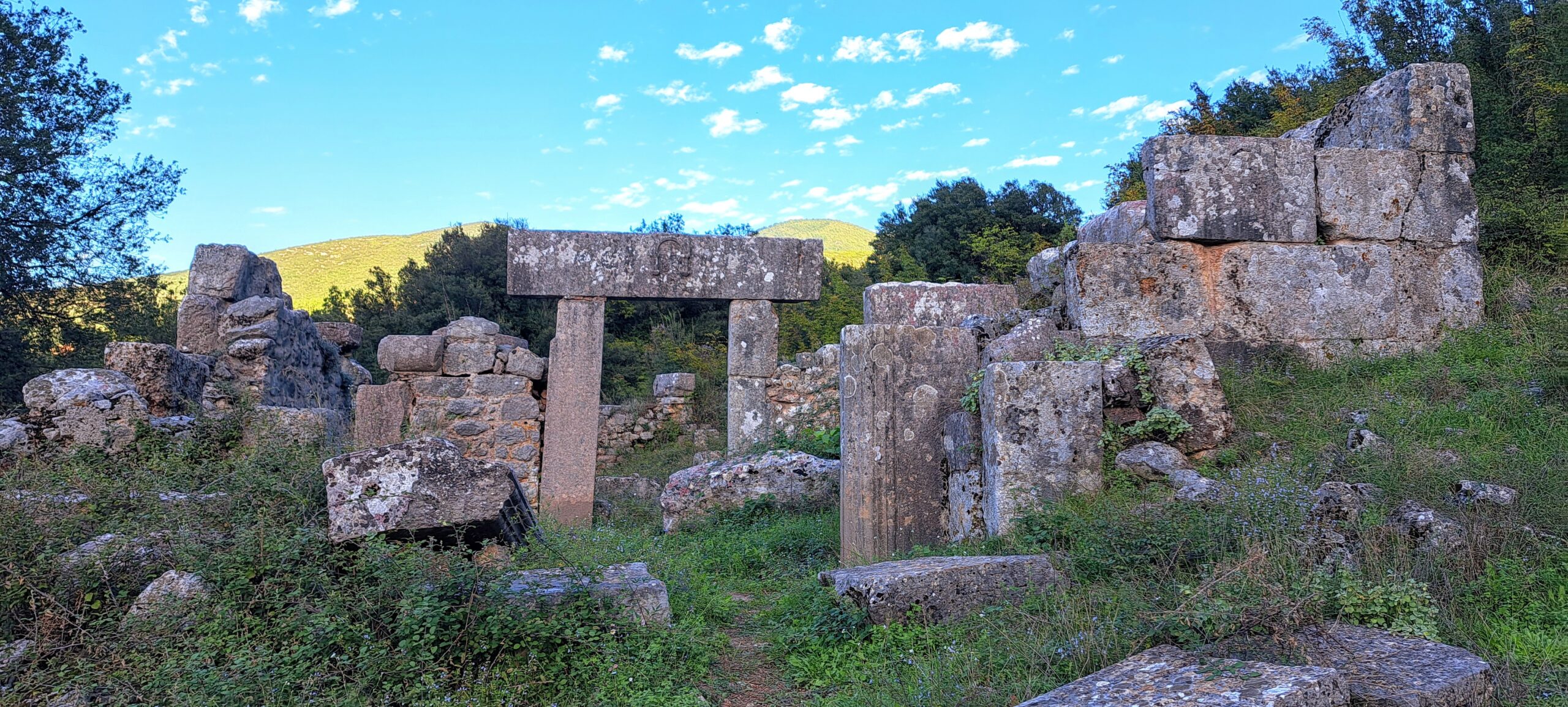 ναός της Θεοτόκου Ελεούσας ή Παναγίας Μαυρομαντήλα