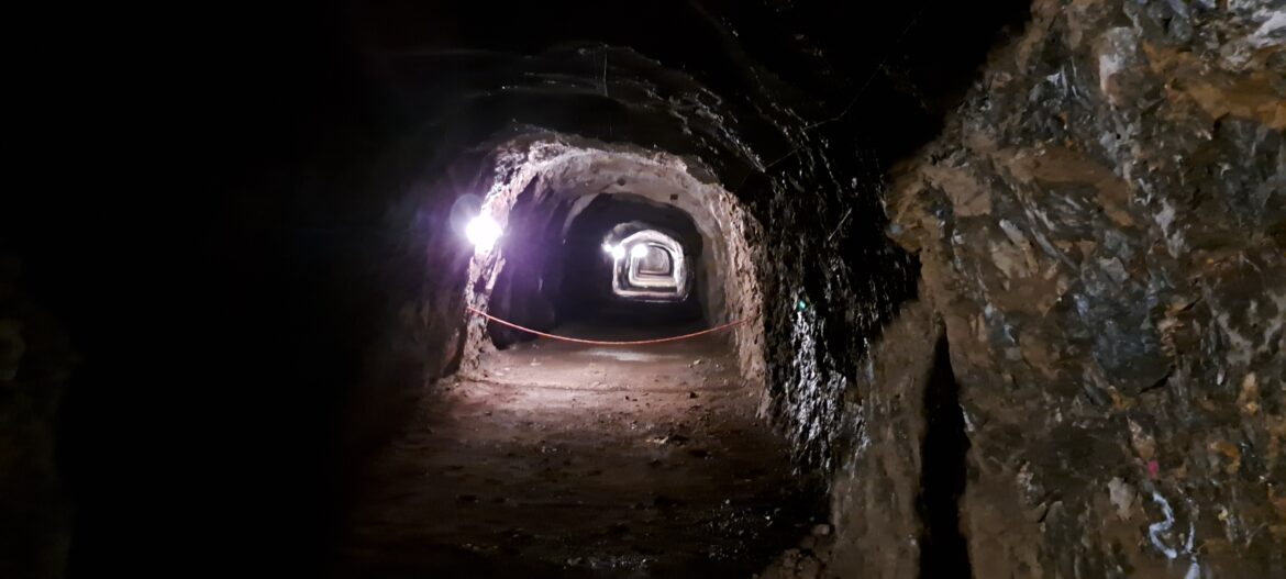 Vagonetto, στοά 850