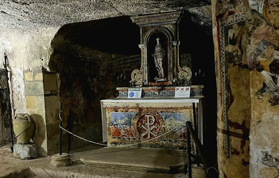 κρύπτη Αγίας Αγάθης